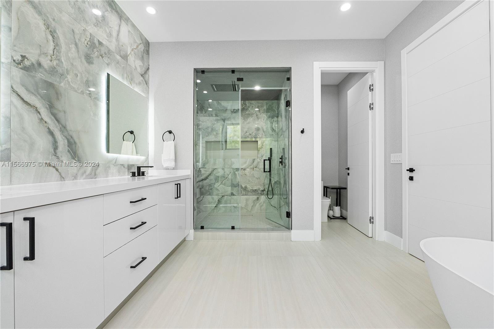 VICTORIA PARK - Residential