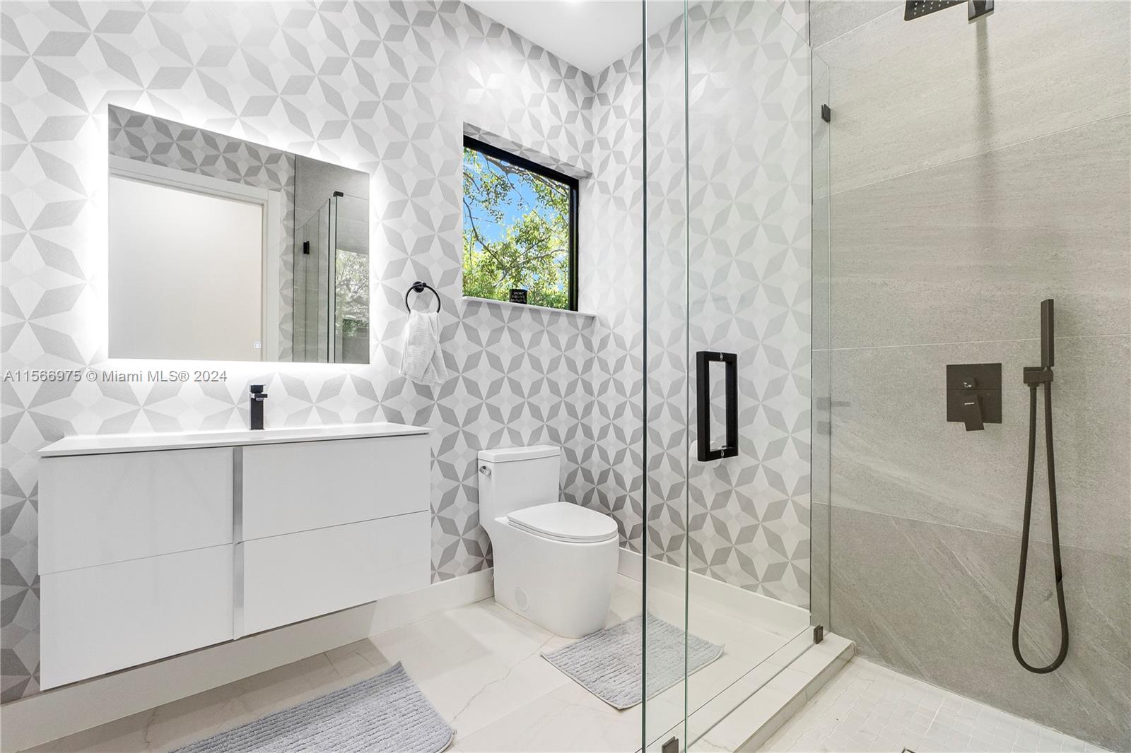 VICTORIA PARK - Residential