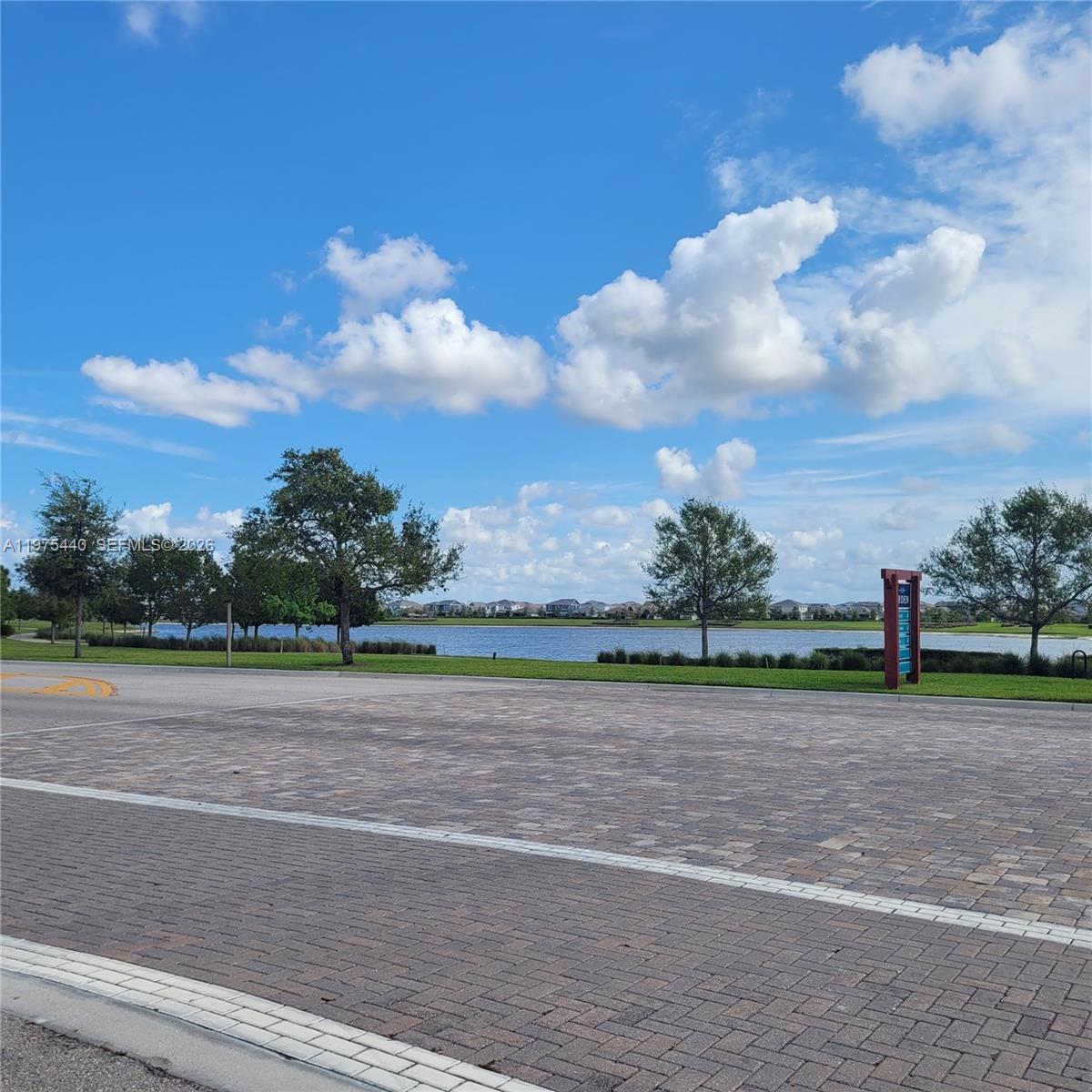 ARDEN PUD POD C SOUTH - Residential Lease