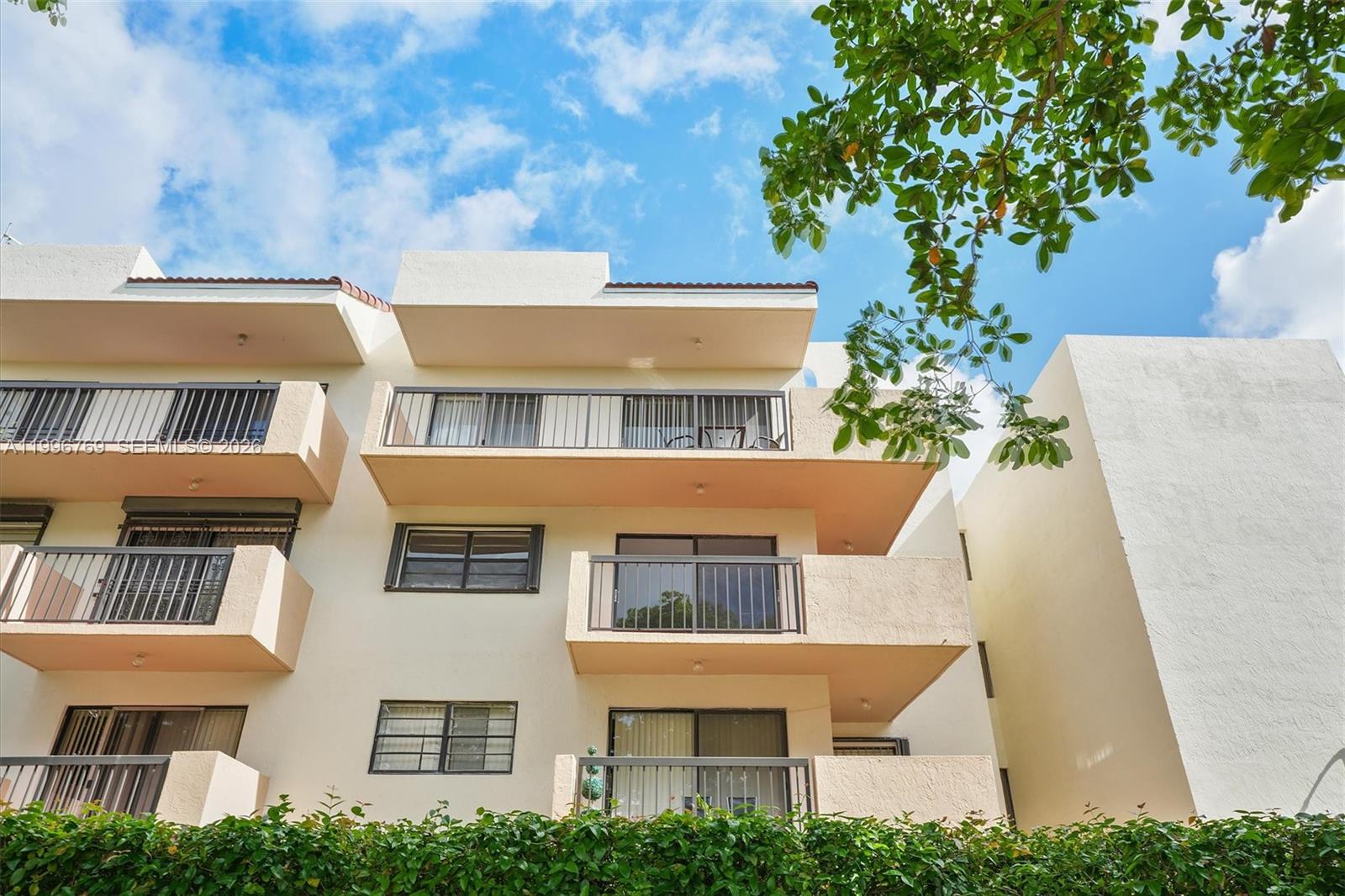 WESTCHESTER POINT CONDO - Residential