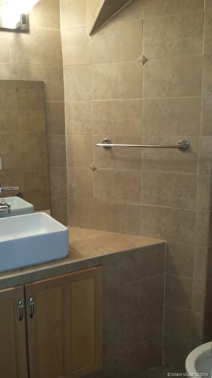 Pembroke Pointe Sec Three - Residential