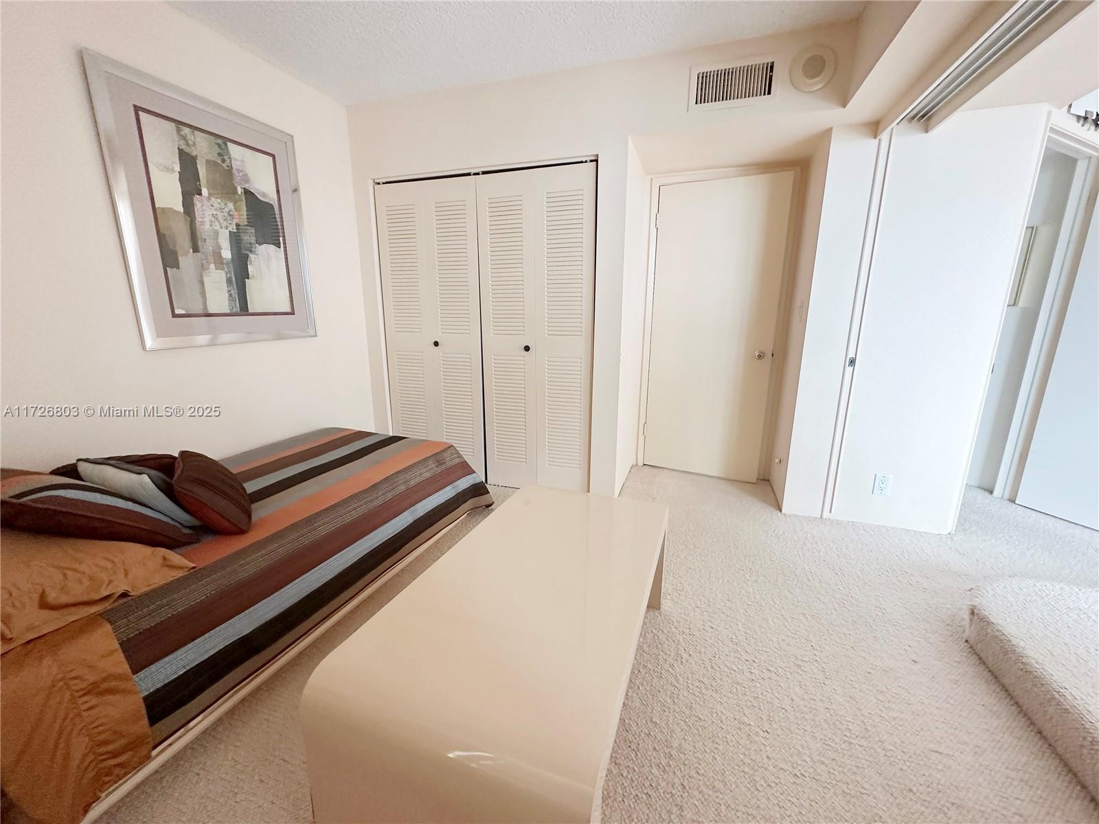 MYSTIC POINTE CONDO NO TH - Residential Lease