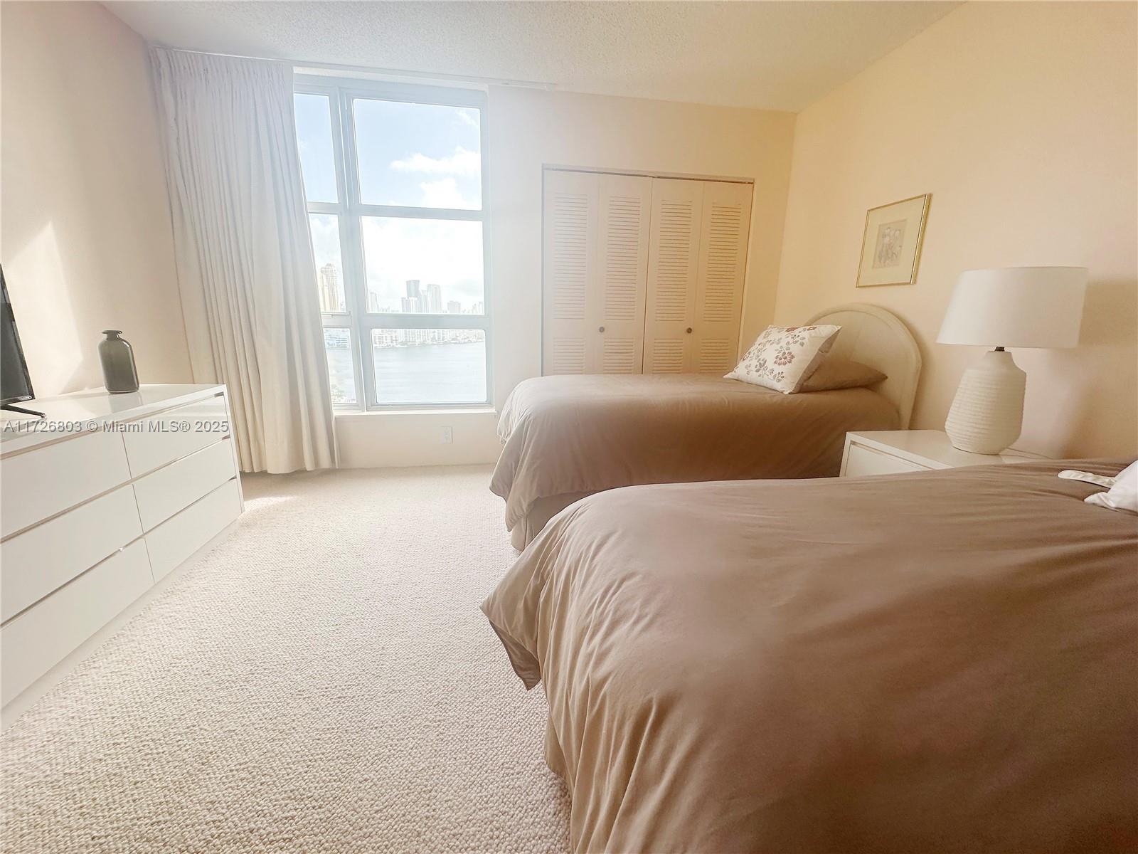 MYSTIC POINTE CONDO NO TH - Residential Lease