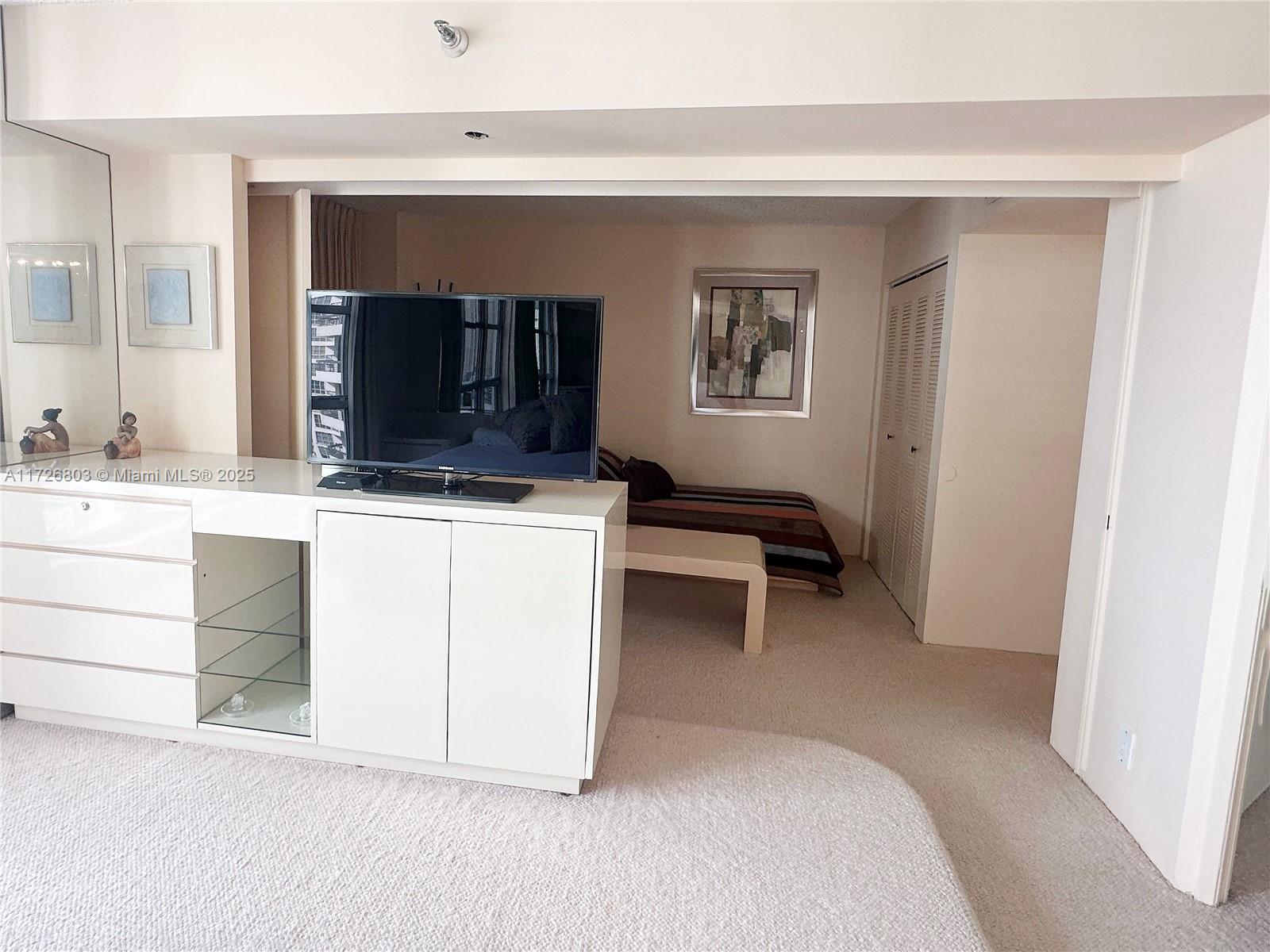 MYSTIC POINTE CONDO NO TH - Residential Lease