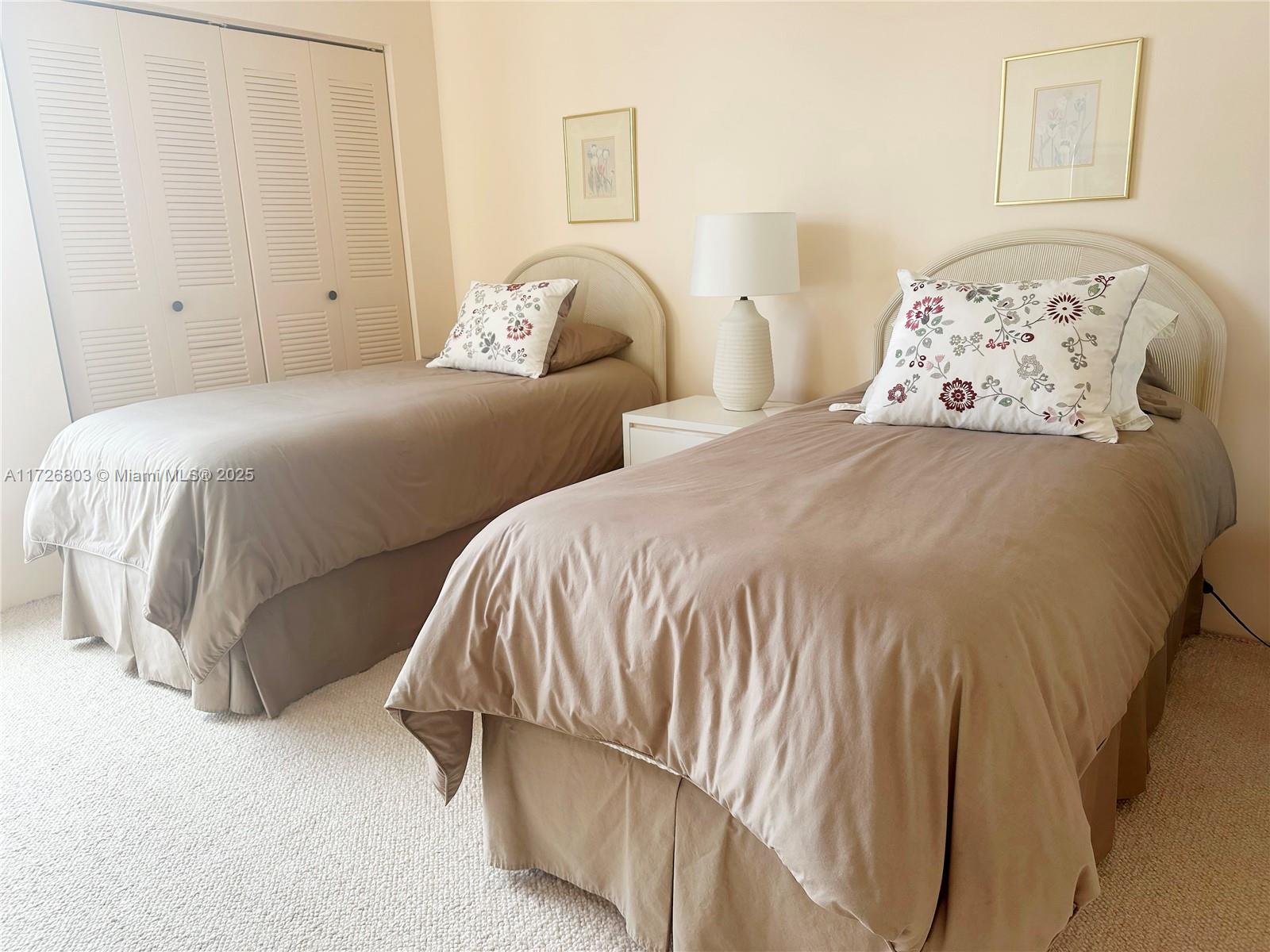 MYSTIC POINTE CONDO NO TH - Residential Lease