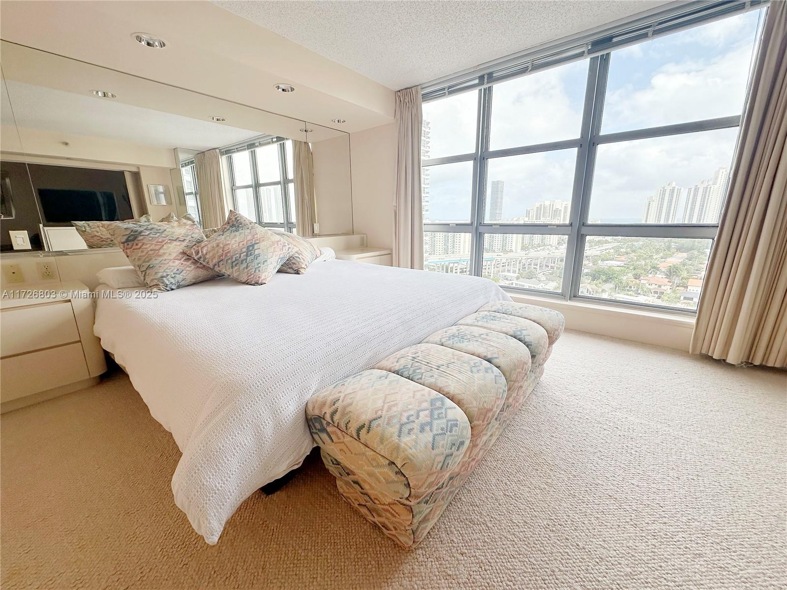 MYSTIC POINTE CONDO NO TH - Residential Lease