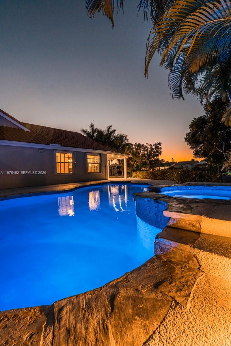 SUNSET HARBOUR SEC 1 - Residential