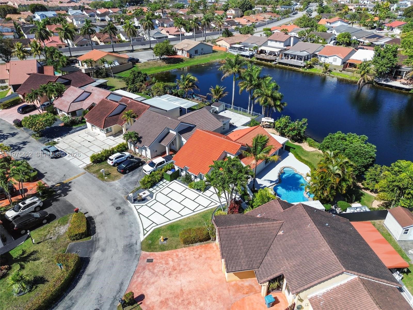 SUNSET HARBOUR SEC 1 - Residential