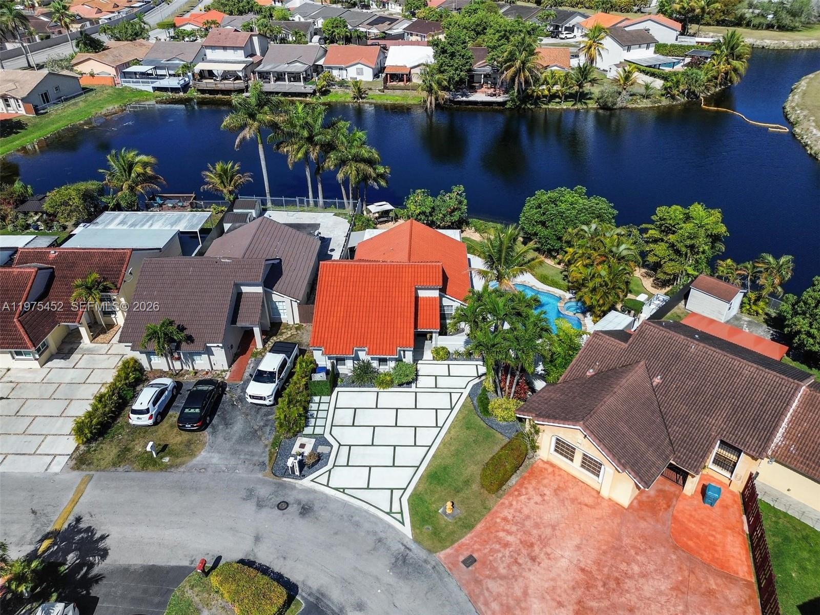 SUNSET HARBOUR SEC 1 - Residential