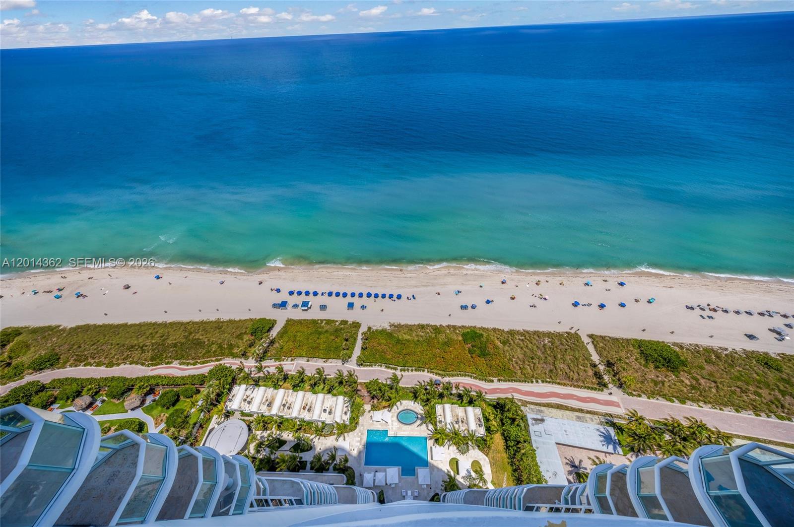 6365 Collins Ave 3202