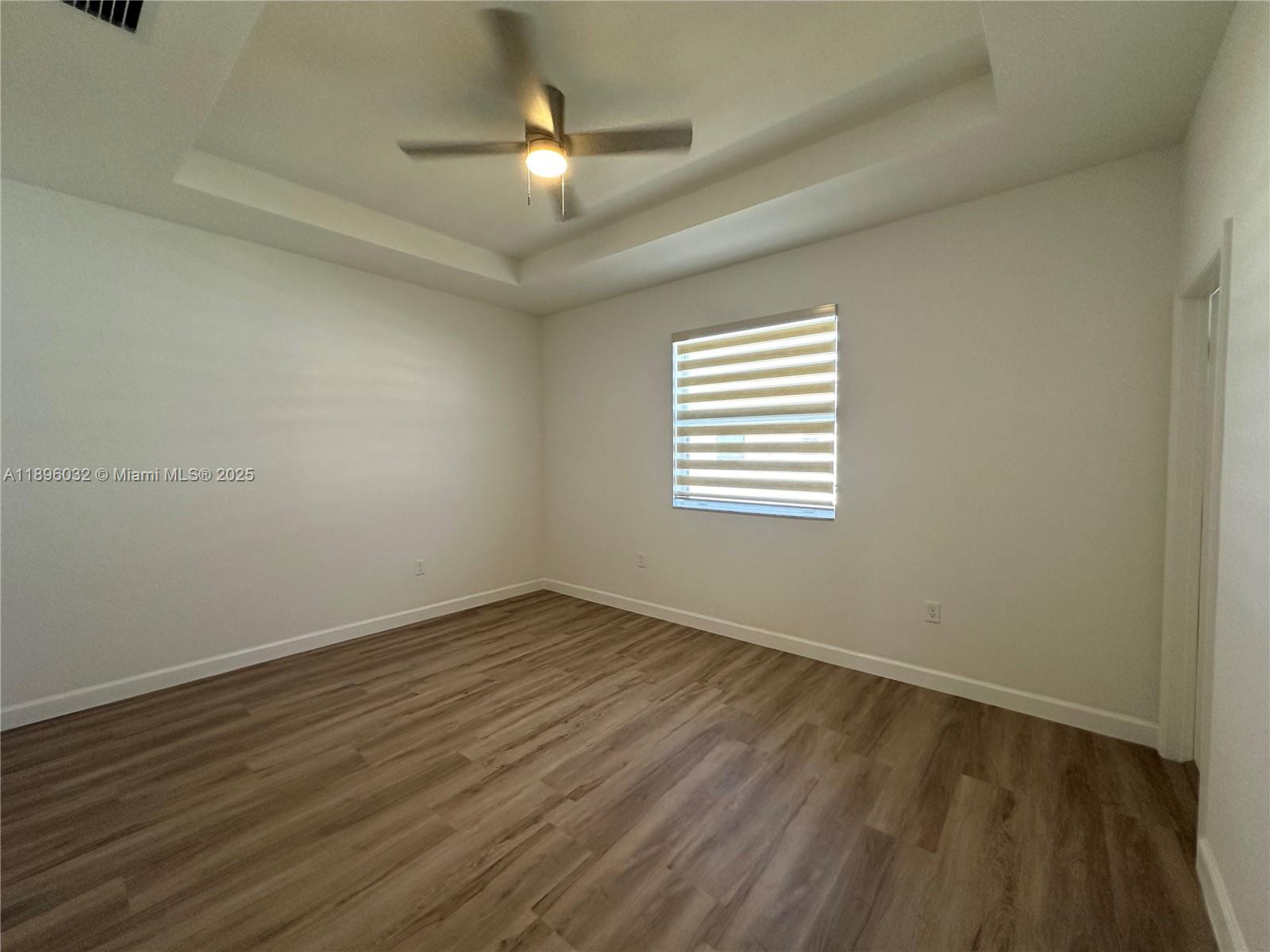 PARADISE PINES - Residential