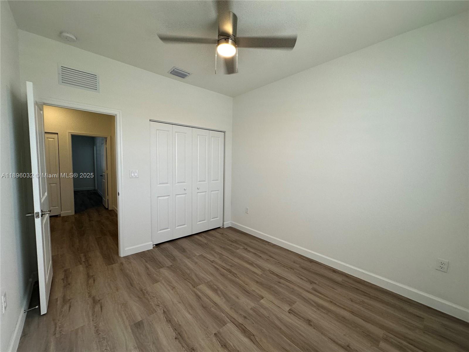 PARADISE PINES - Residential