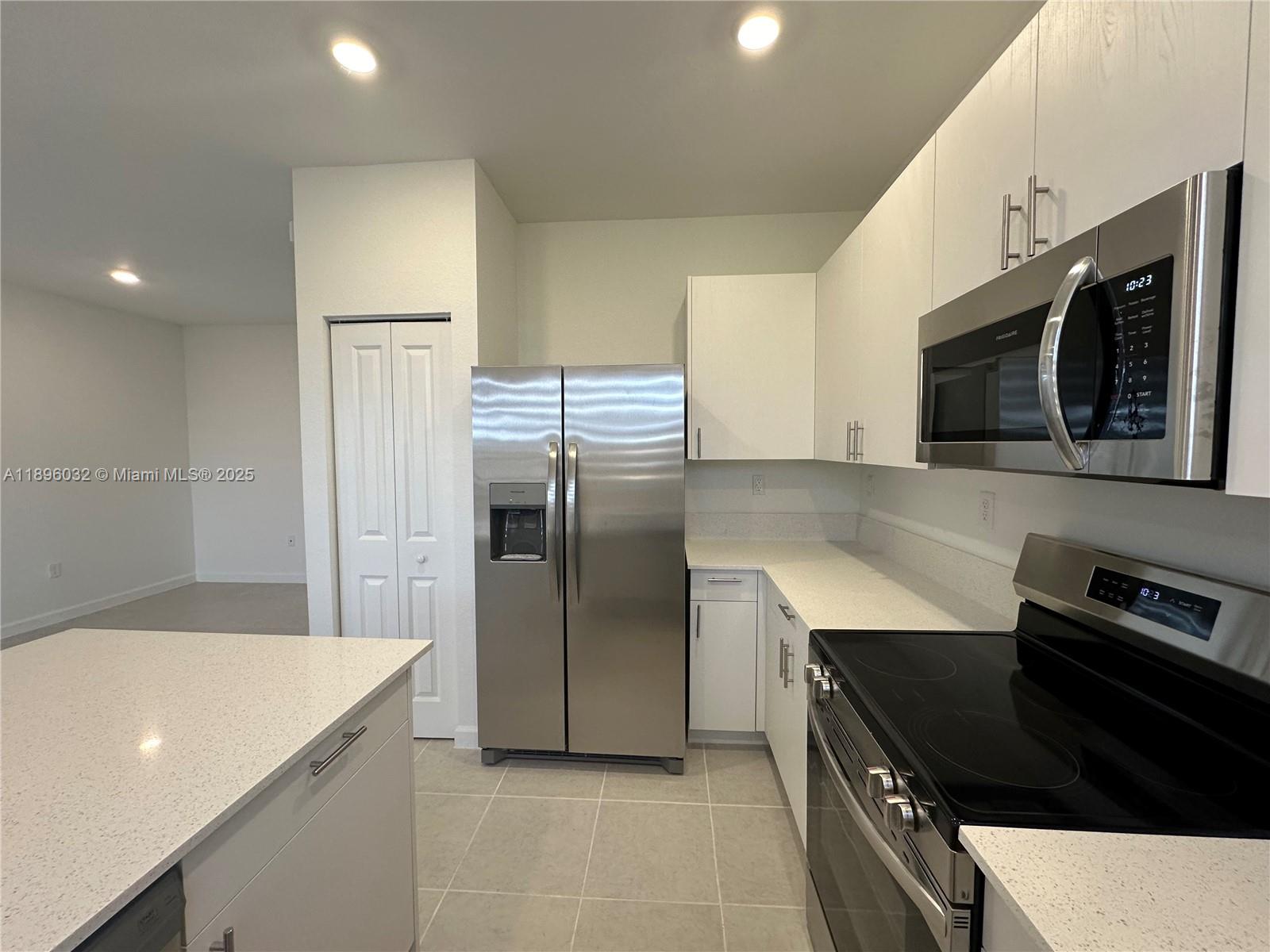 PARADISE PINES - Residential