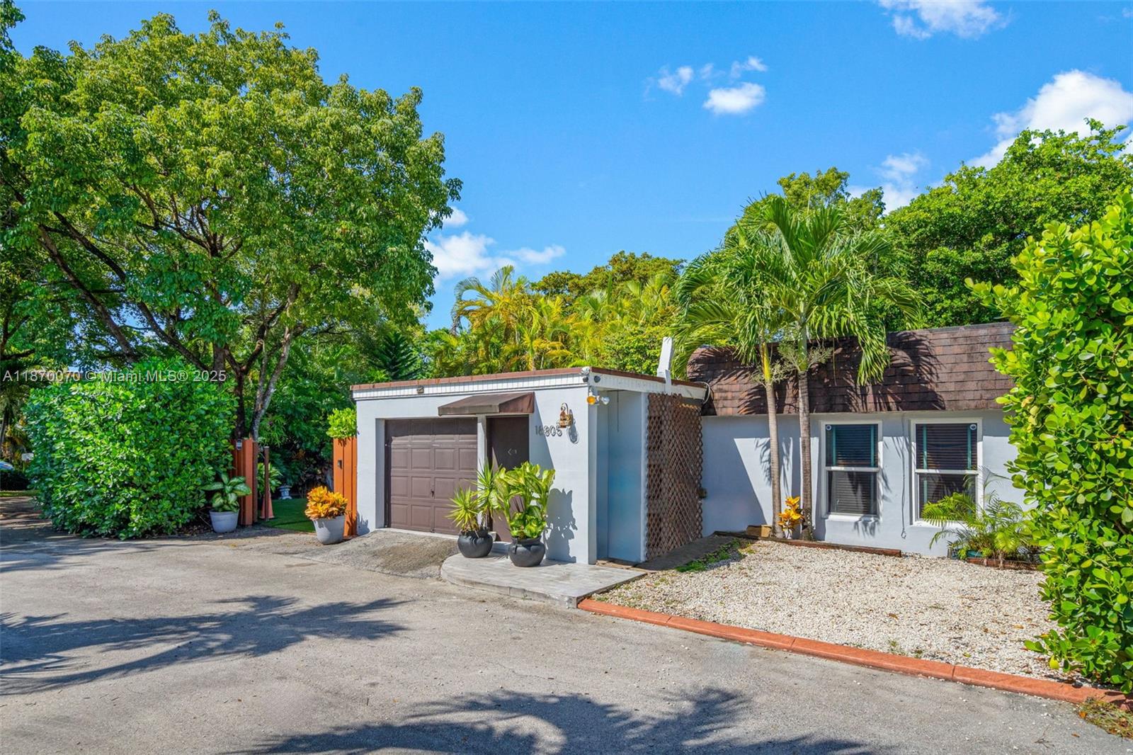 COUNTRY CLUB OF MIAMI FAI - Residential