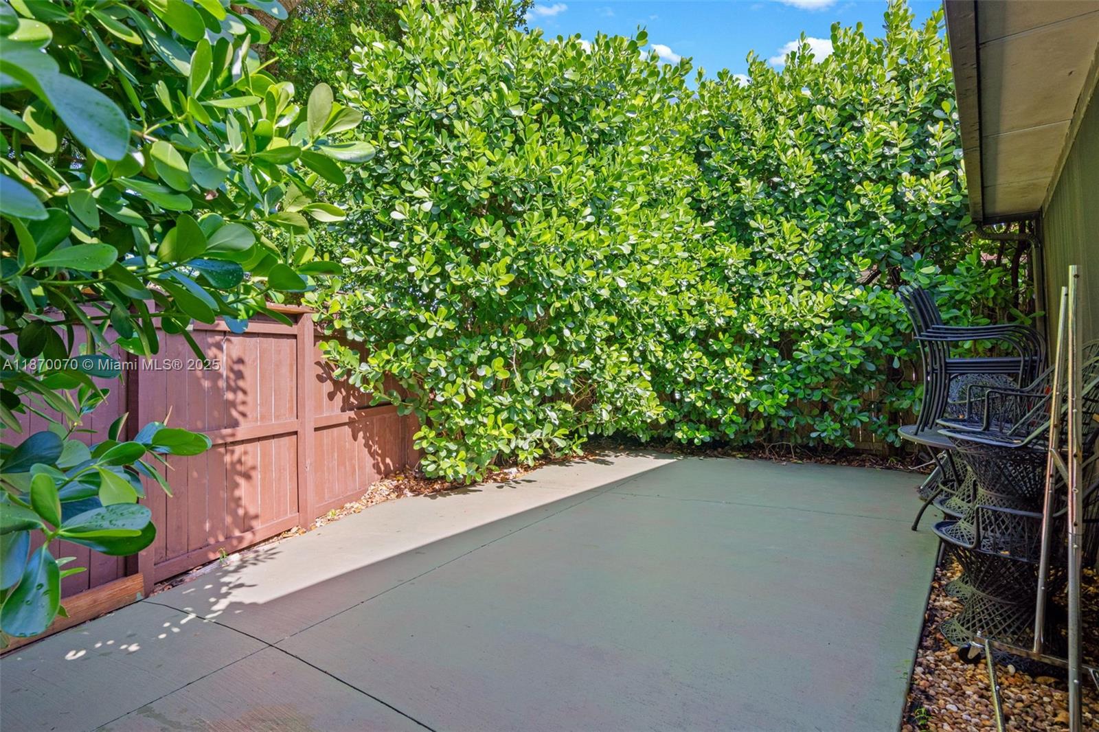 COUNTRY CLUB OF MIAMI FAI - Residential