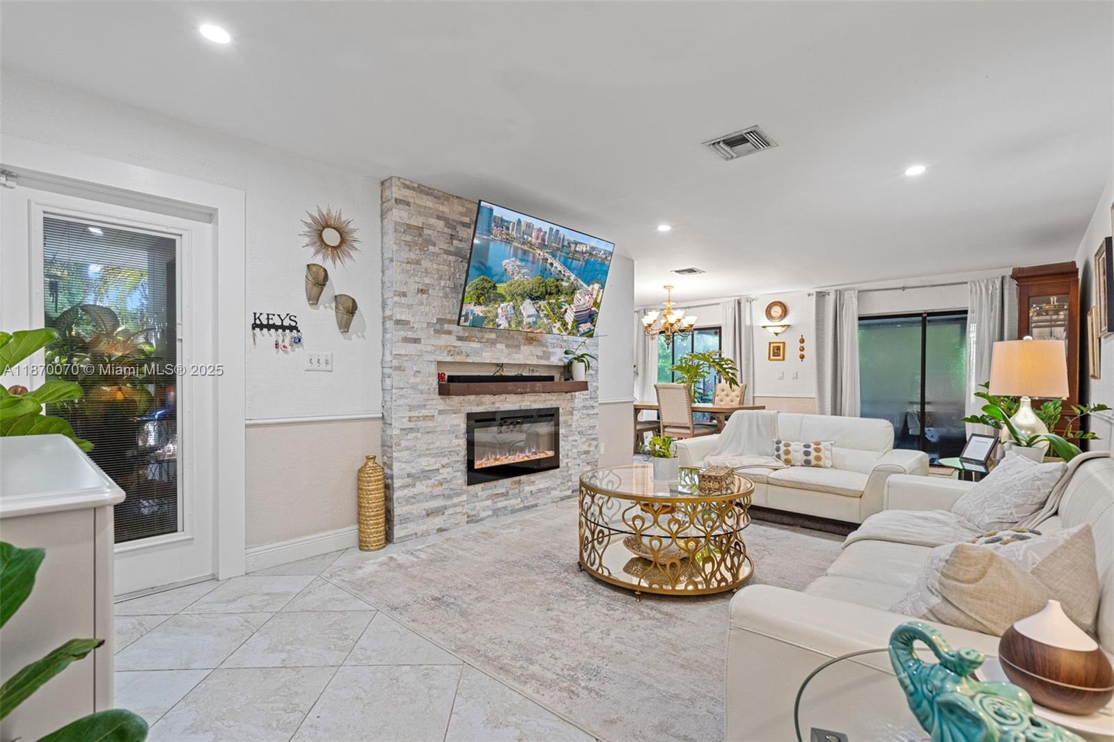 COUNTRY CLUB OF MIAMI FAI - Residential