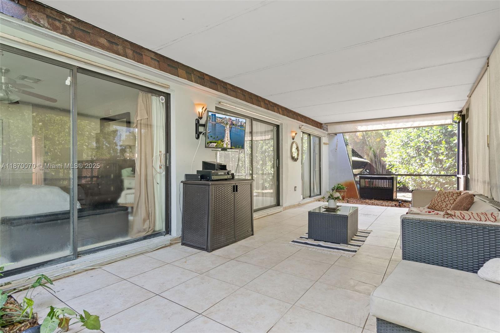 COUNTRY CLUB OF MIAMI FAI - Residential