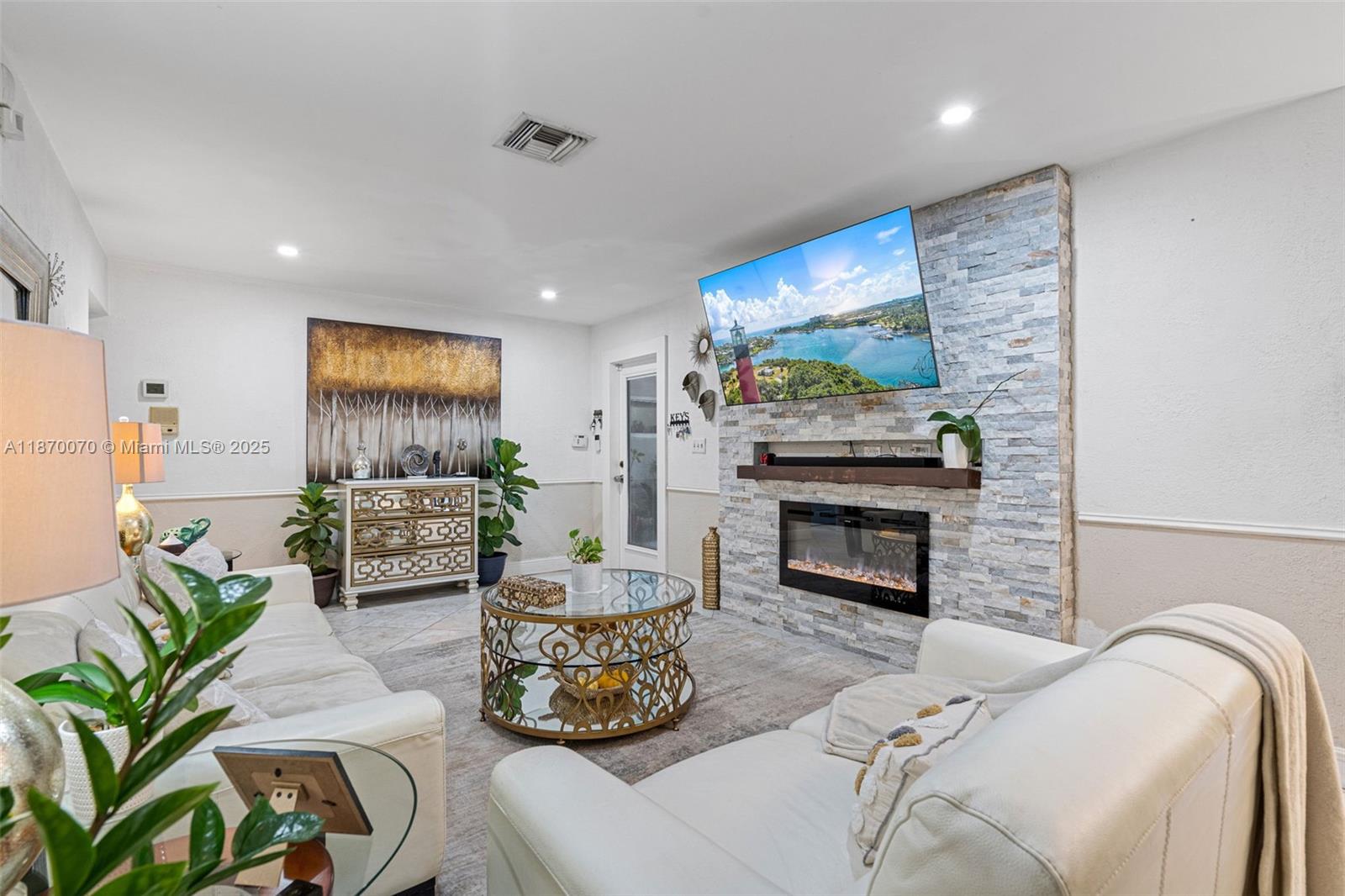 COUNTRY CLUB OF MIAMI FAI - Residential