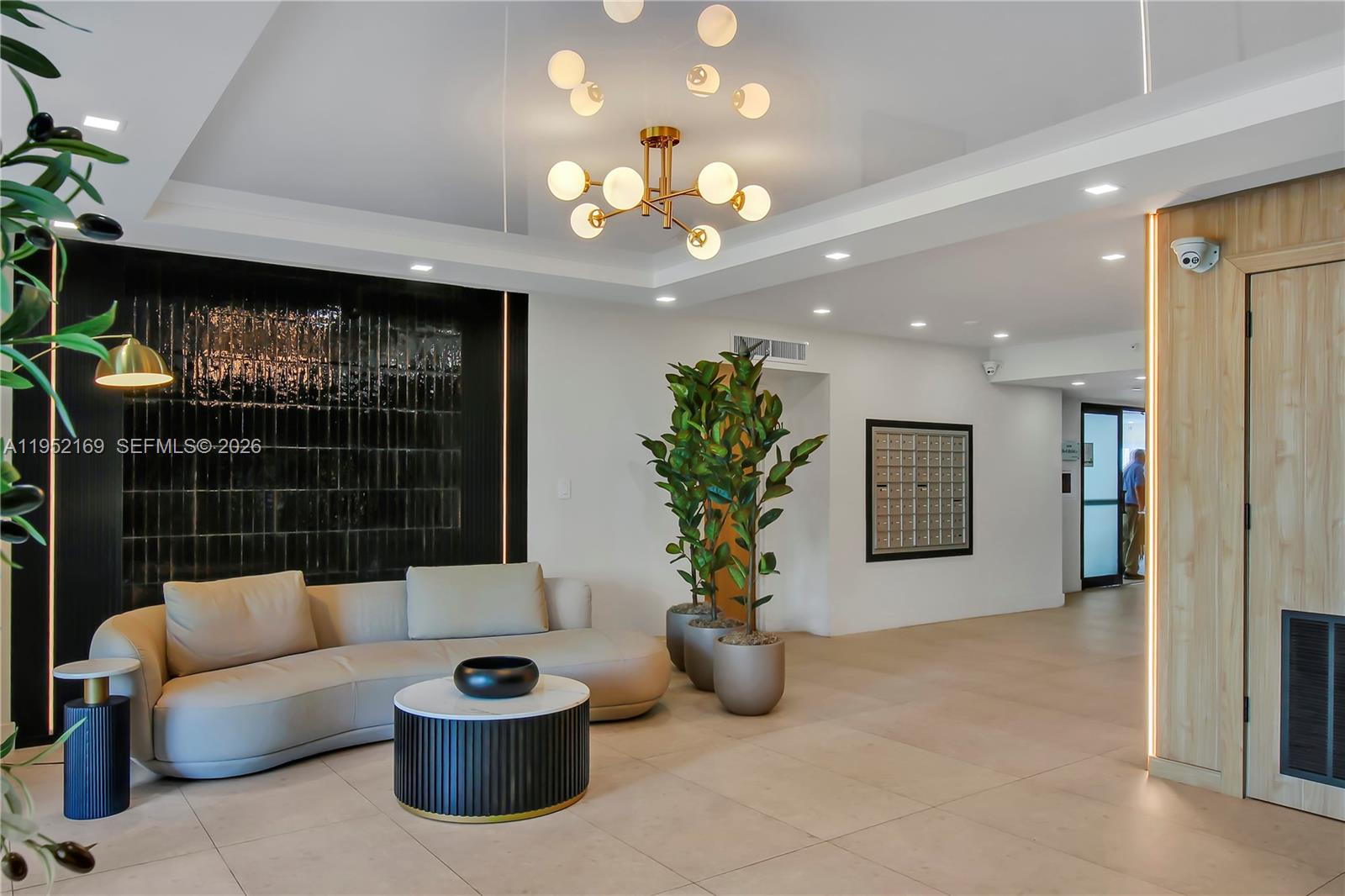 LE LAURIER CONDO - Residential