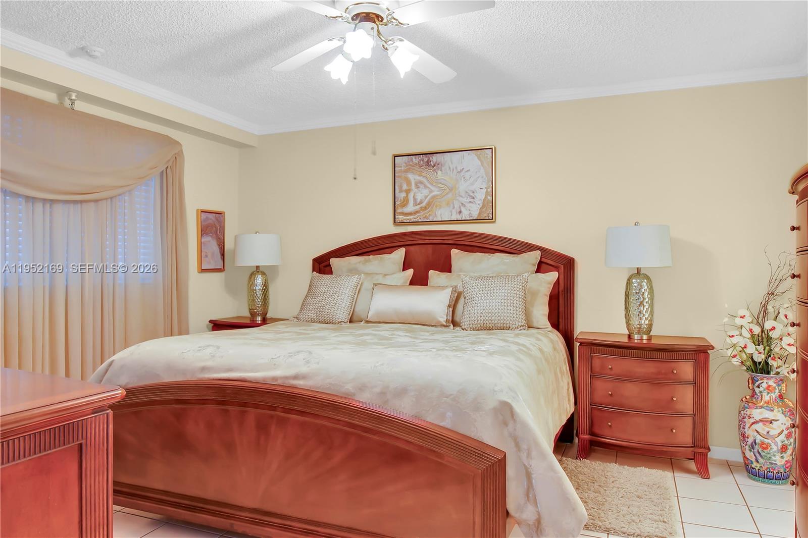 LE LAURIER CONDO - Residential