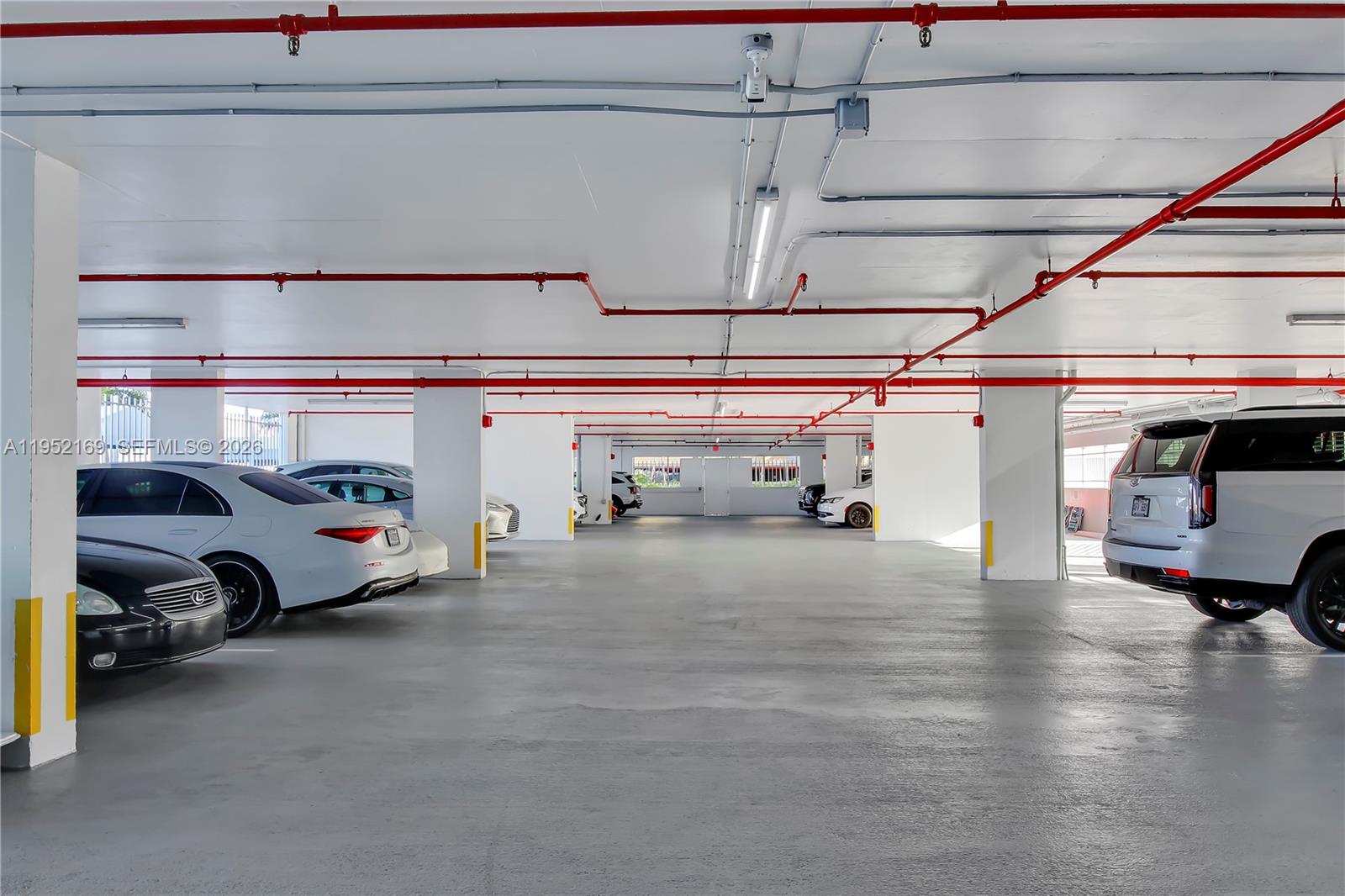 LE LAURIER CONDO - Residential