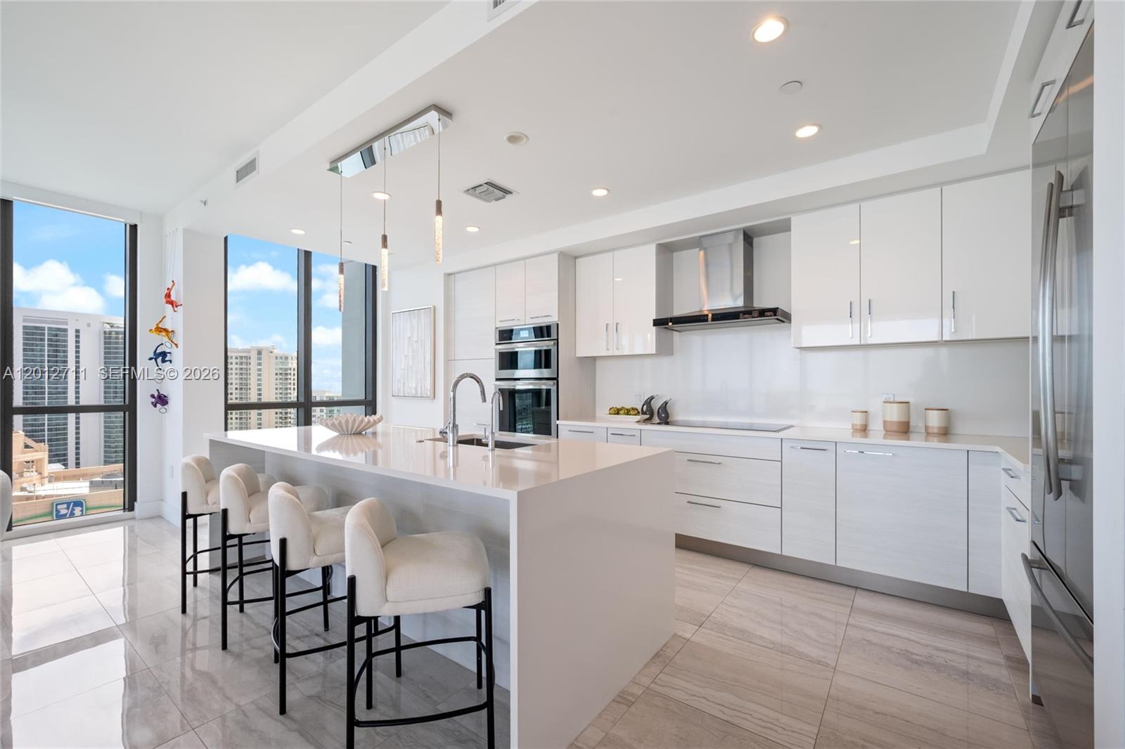 100 LAS OLAS CONDO - Residential Lease
