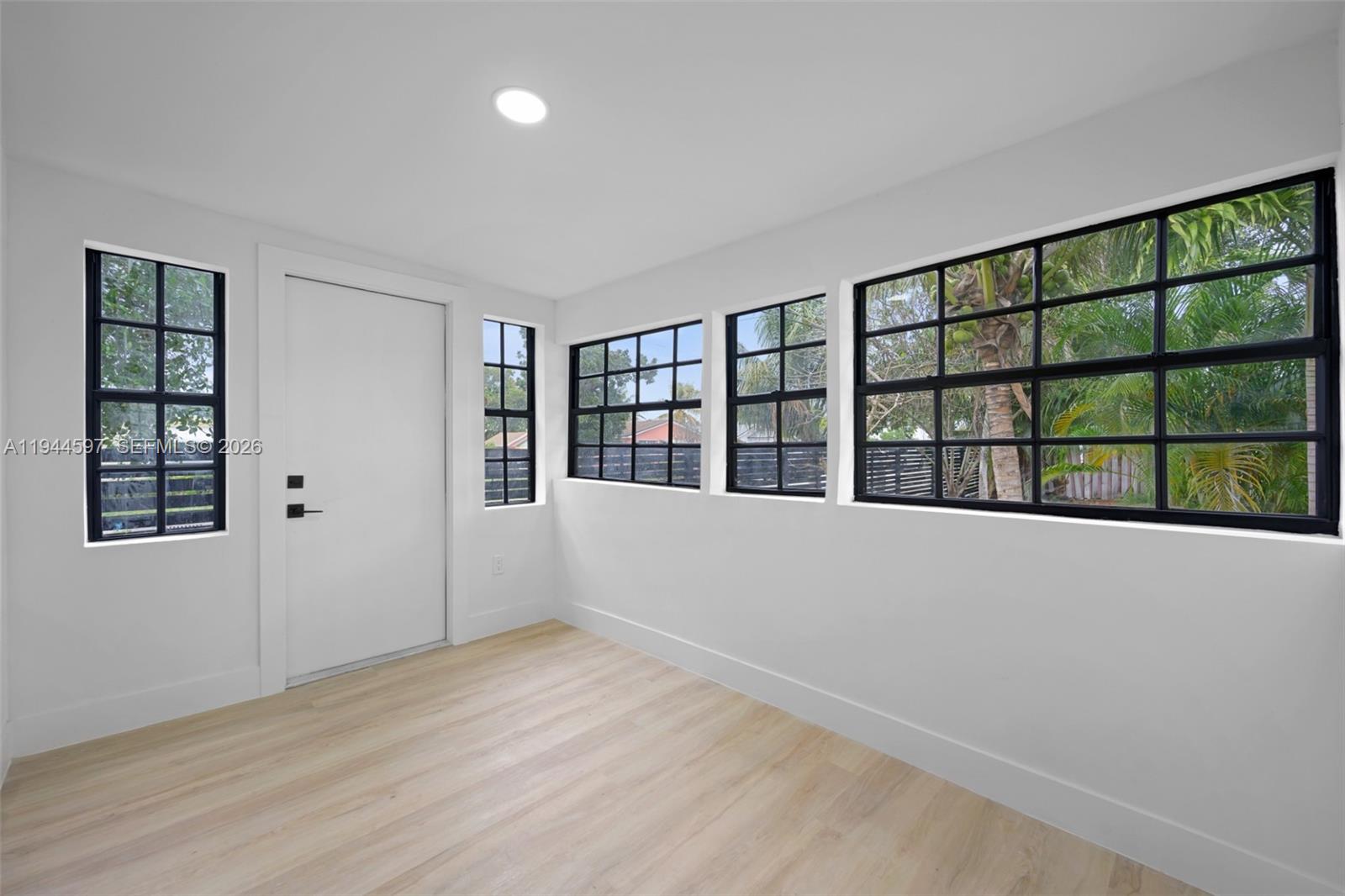 RIDGEWAY - Residential