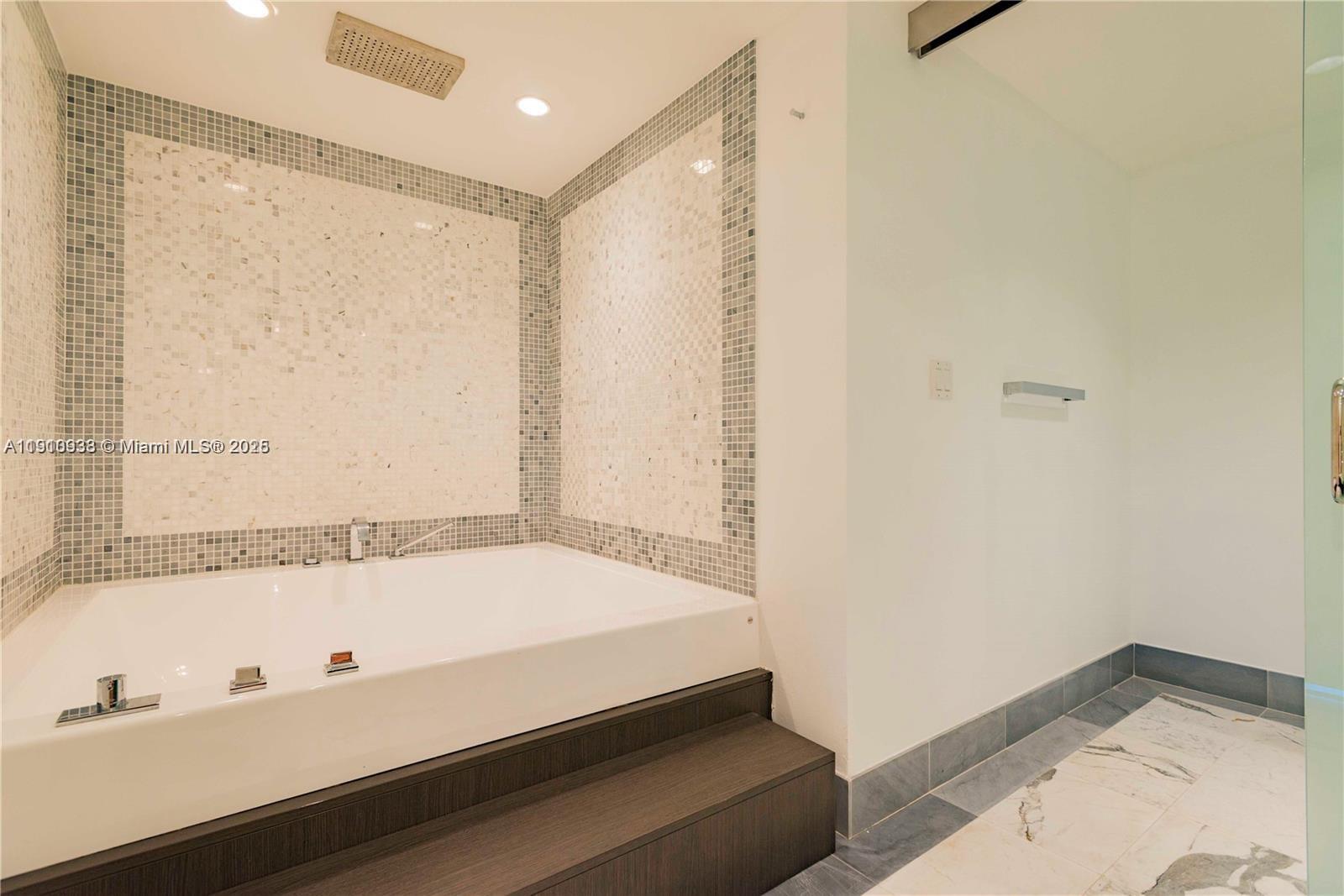 EPIC WEST CONDO - Residential Lease