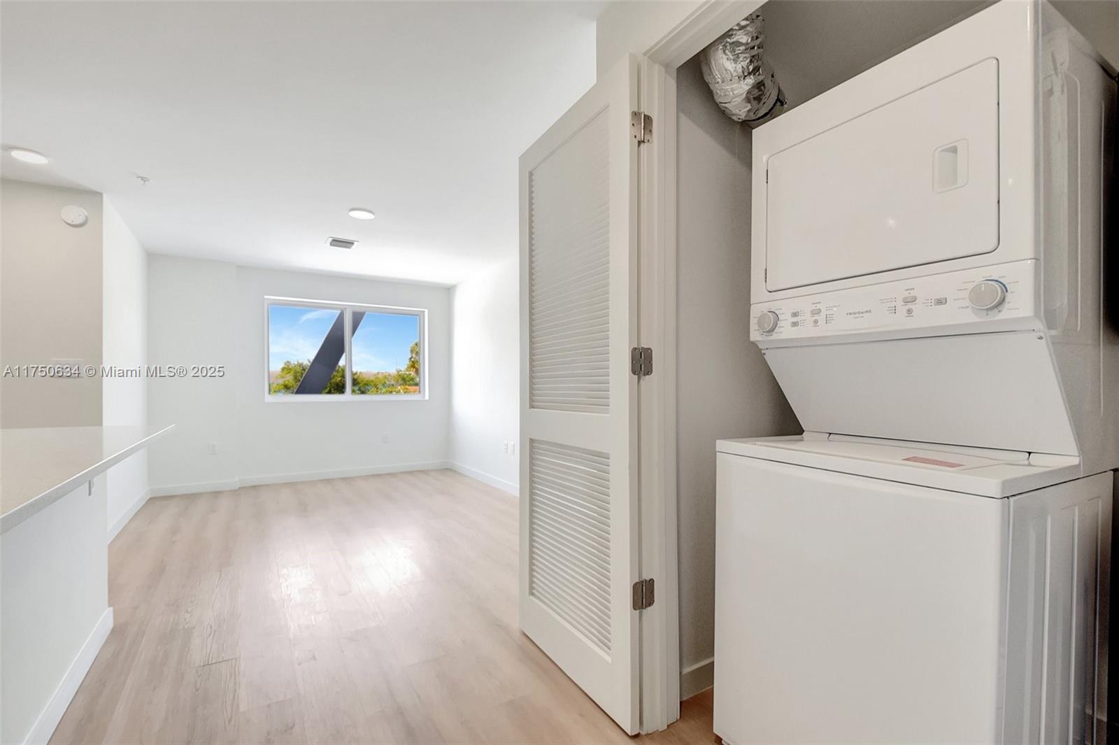LAKE WORTH HEIGHTS - Residential Lease