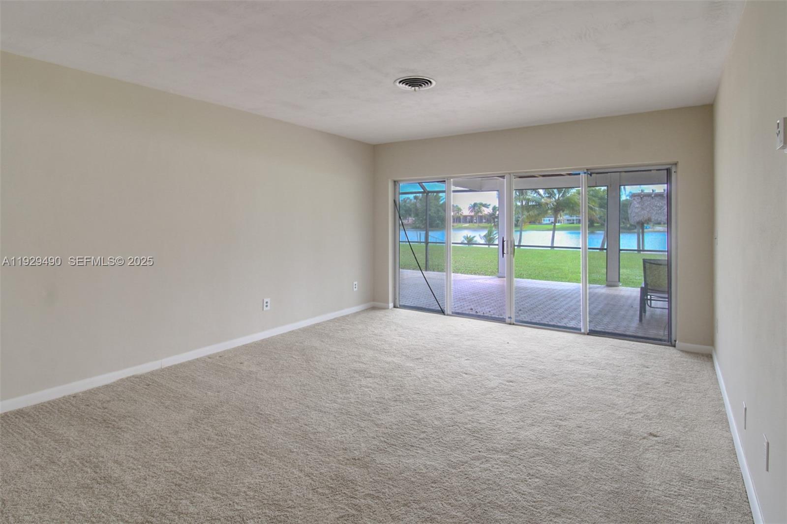 OAKLAND ACRES - Residential Lease