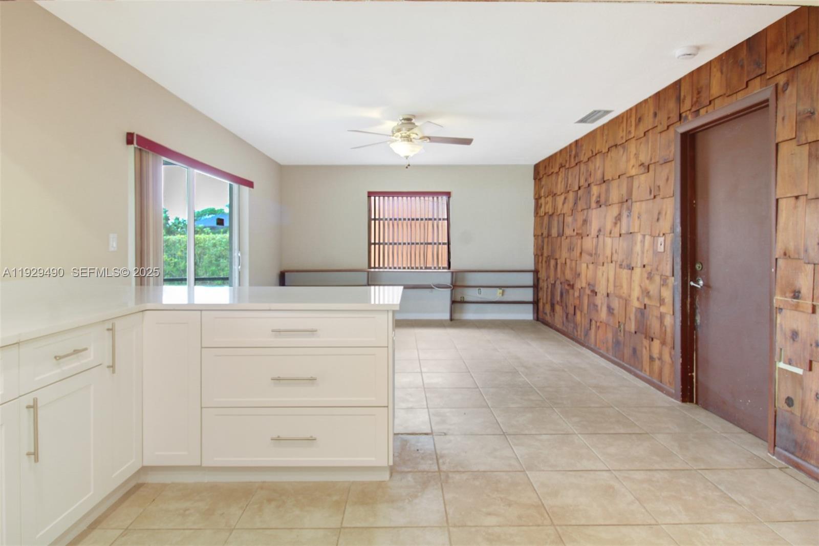 OAKLAND ACRES - Residential Lease