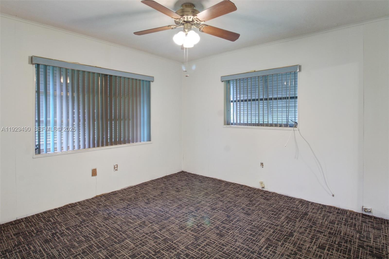 OAKLAND ACRES - Residential Lease