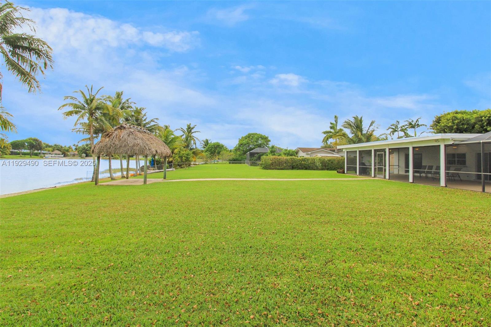 OAKLAND ACRES - Residential Lease