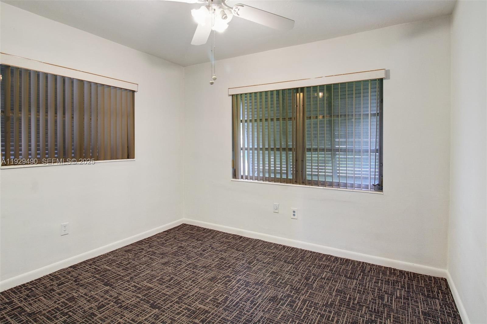 OAKLAND ACRES - Residential Lease