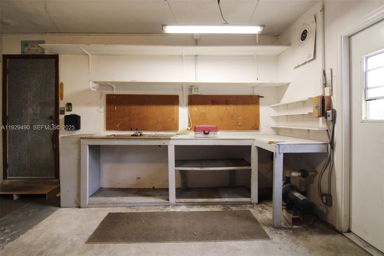 OAKLAND ACRES - Residential Lease