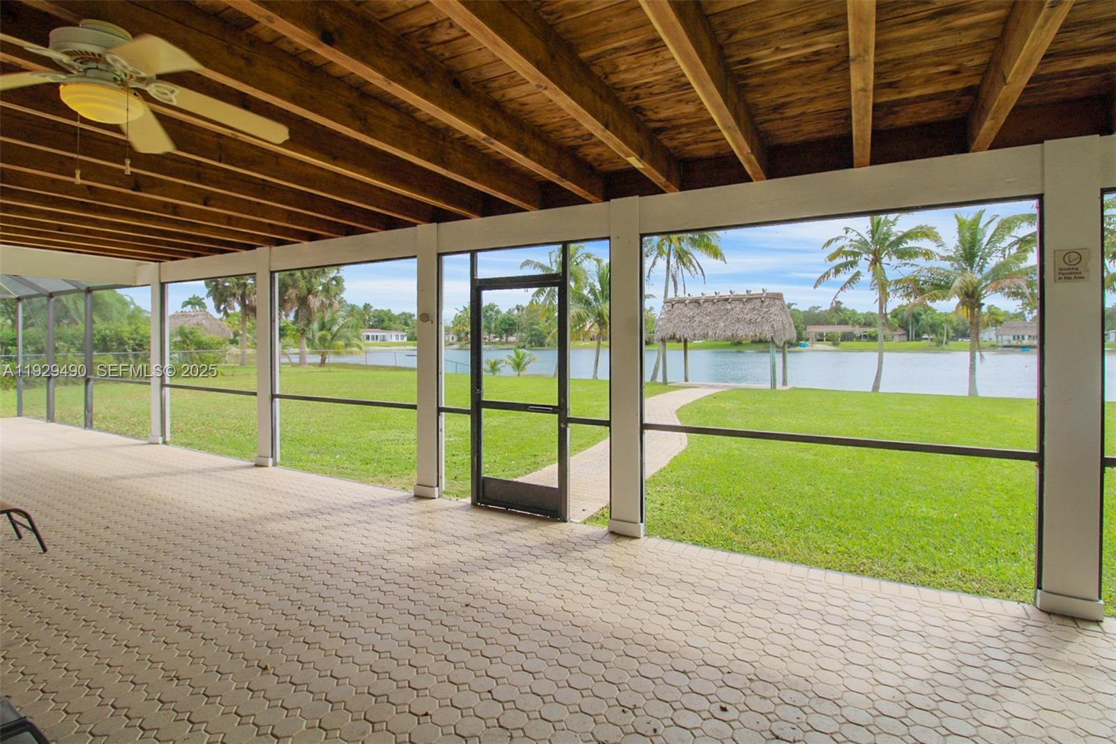 OAKLAND ACRES - Residential Lease