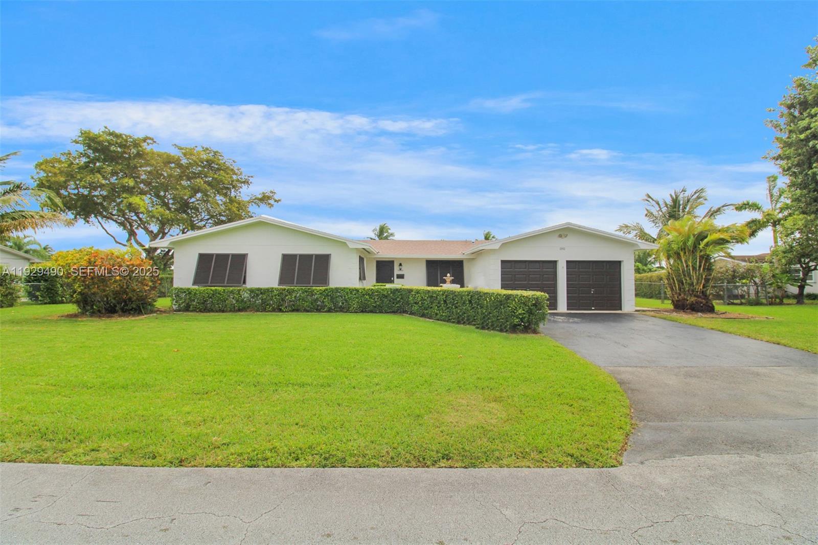 OAKLAND ACRES - Residential Lease