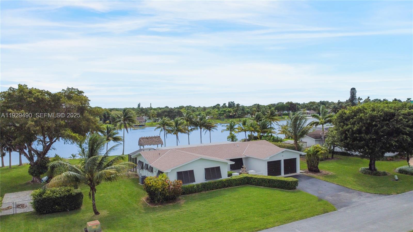 OAKLAND ACRES - Residential Lease