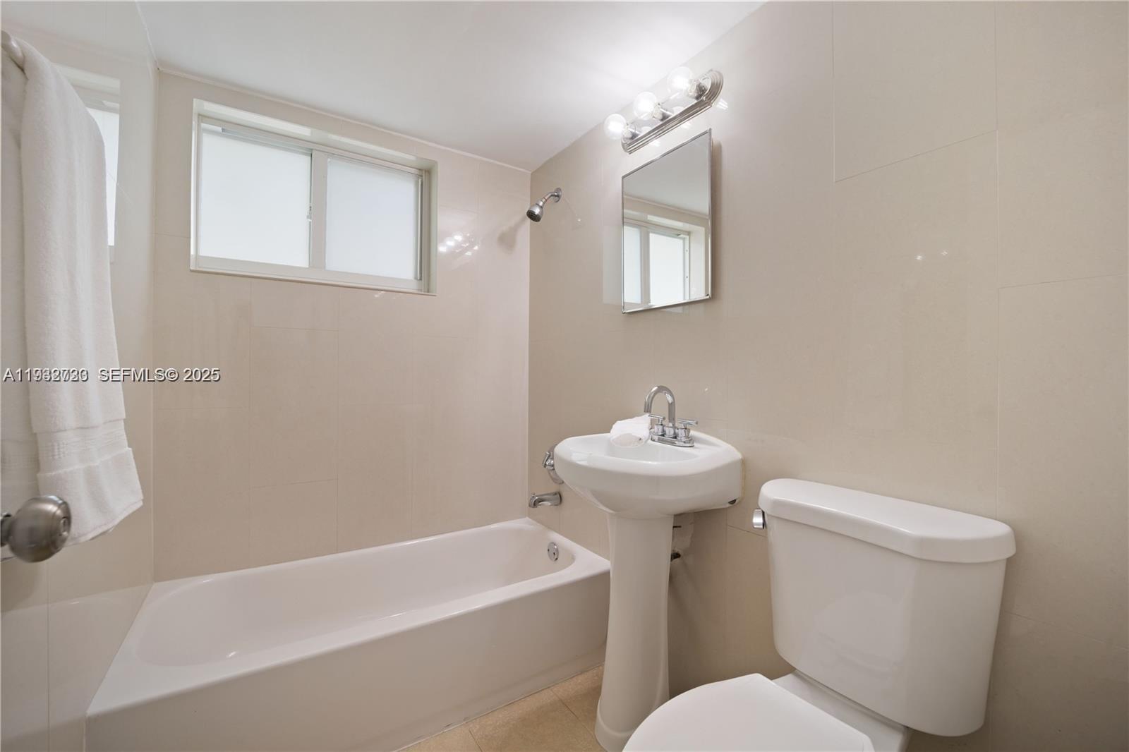 PENT HOMESTEAD - Residential Lease