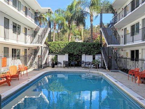 3200 Mary St 7 Miami FL 33133