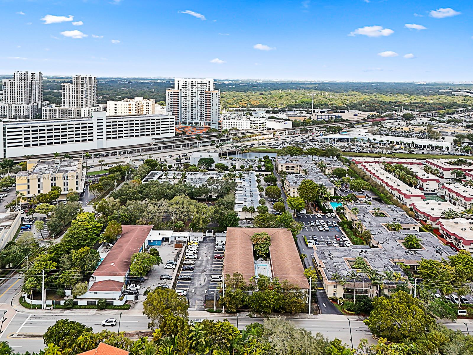 Rental Property at 6801 N Kendall Dr, Pinecrest, Miami-Dade County, Florida - Bedrooms: 1 
Bathrooms: 1  - $1,400 MO.