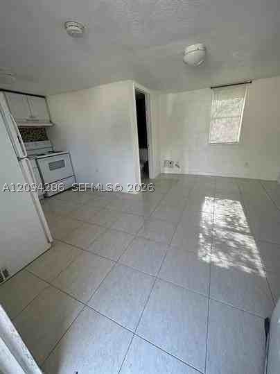 145 NW 42nd St 2