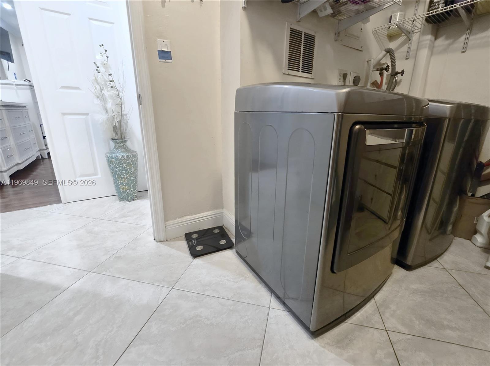 BOULEVARD HEIGHTS SEC 11 - Residential