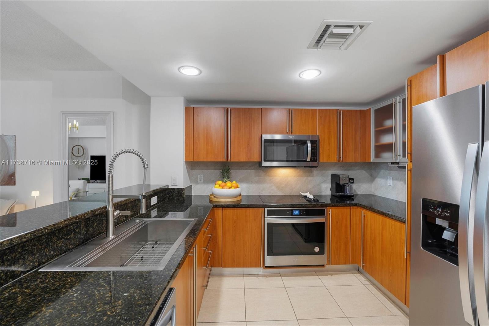 610 CLEMATIS CONDO - Residential