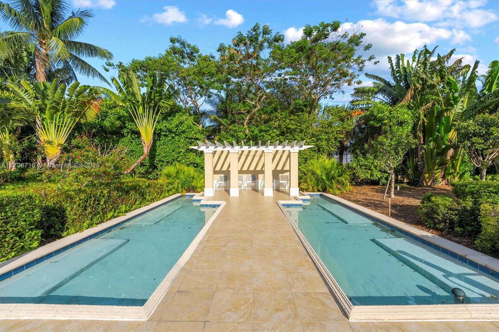 610 CLEMATIS CONDO - Residential