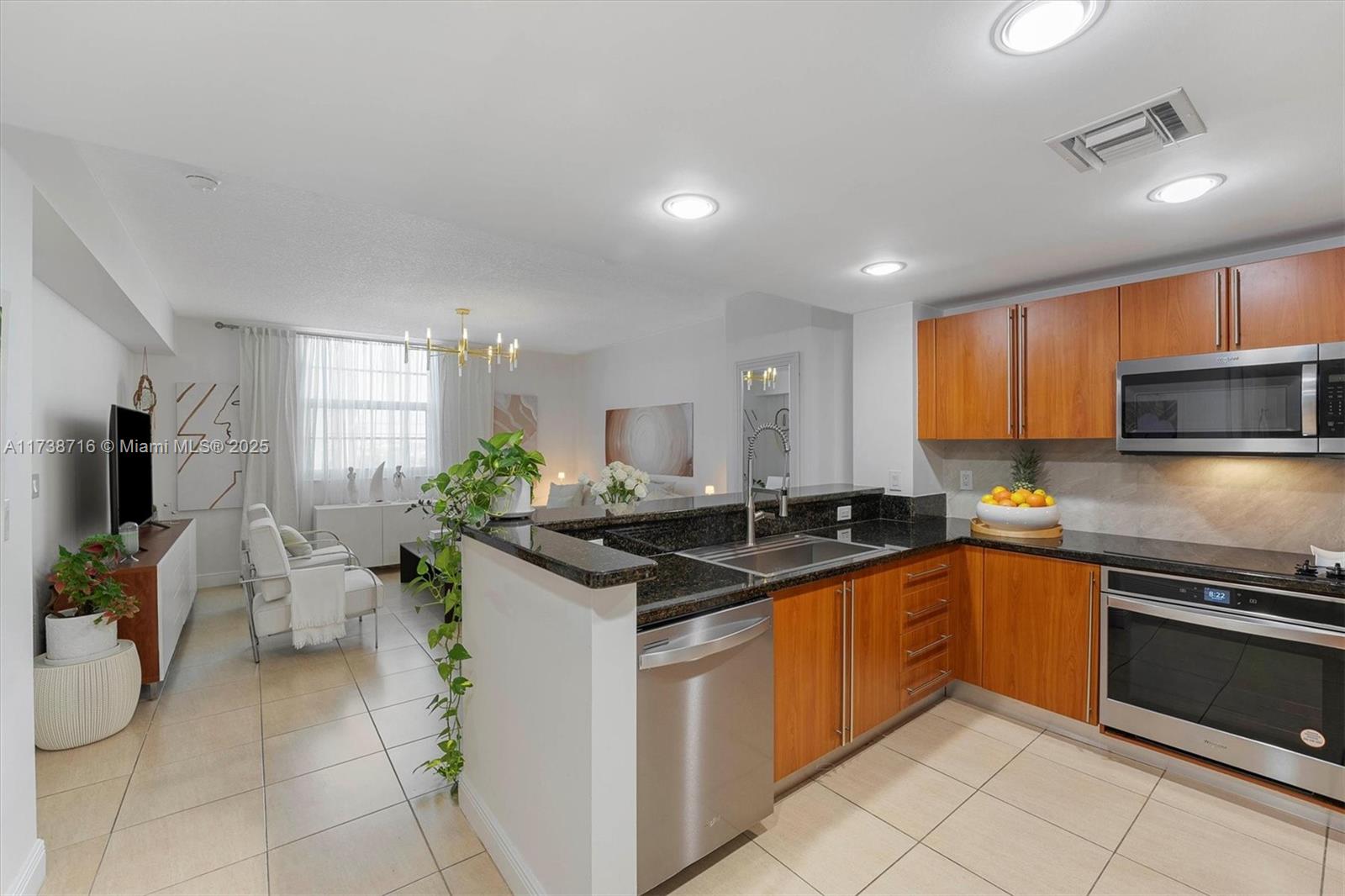 610 CLEMATIS CONDO - Residential