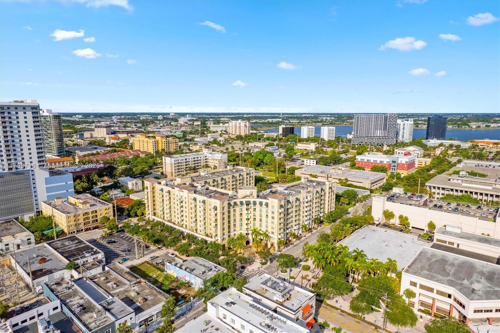 610 CLEMATIS CONDO - Residential