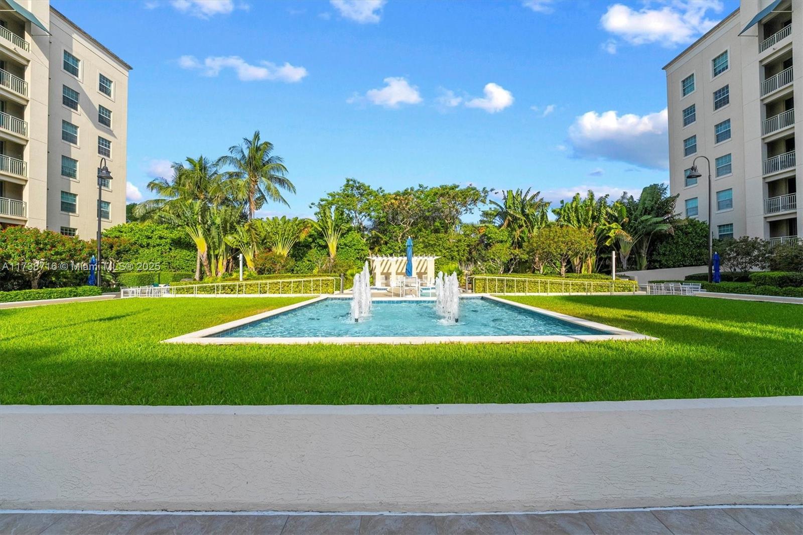 610 CLEMATIS CONDO - Residential