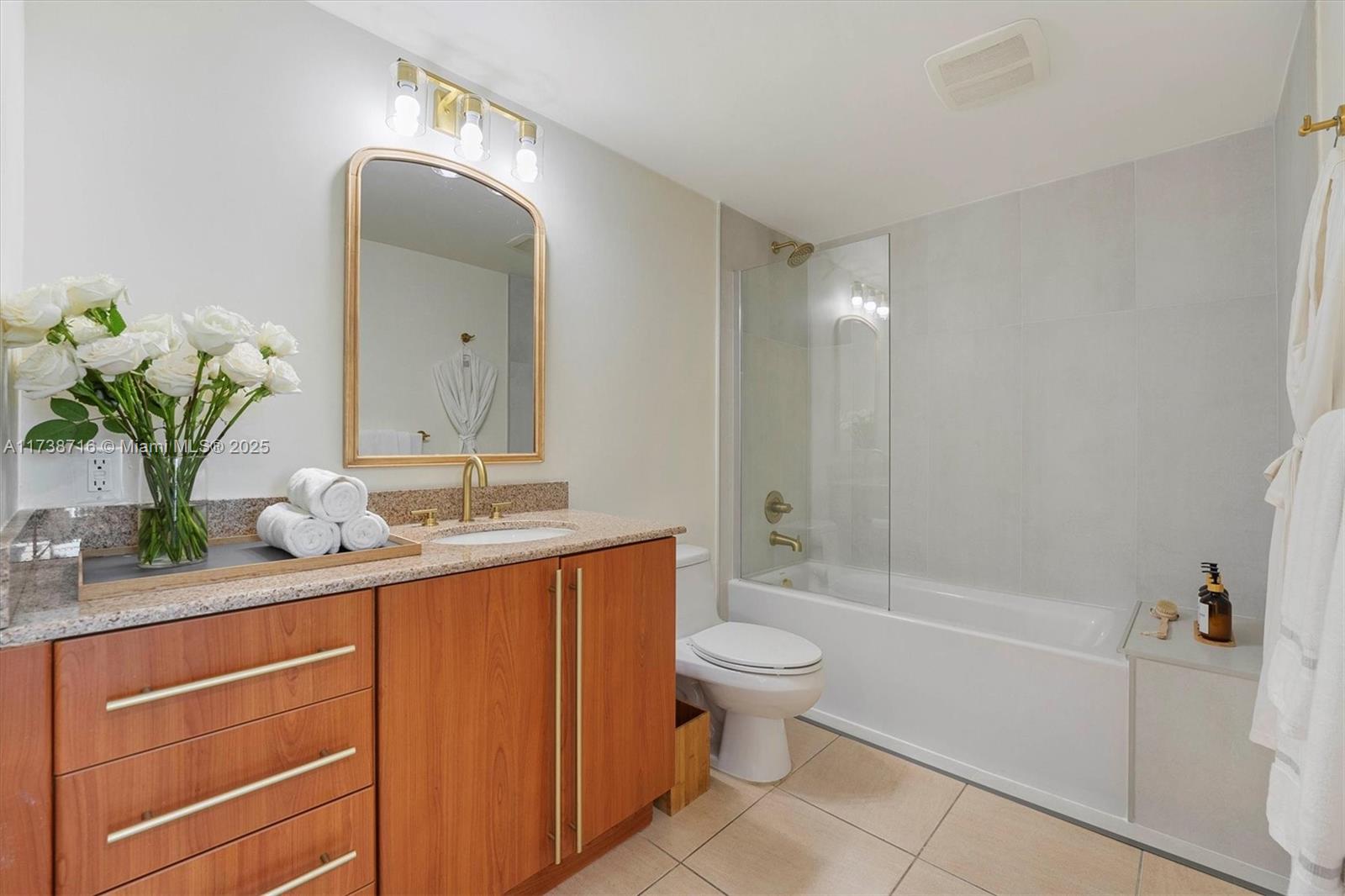 610 CLEMATIS CONDO - Residential