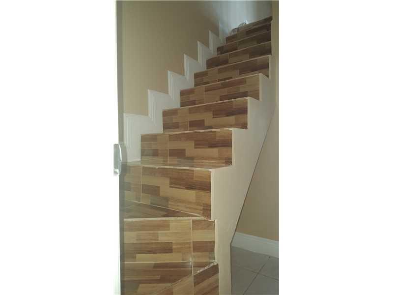 MANGO HILL CONDO NO 13 - Residential Lease